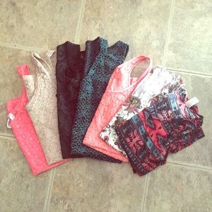 Bundle of layering tanks by BKE!